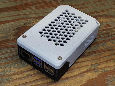 Case for Raspberry Pi5 + Geekworm X1001 HAT + NVMe SSD