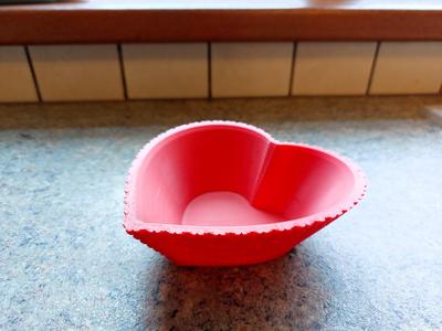 Bowl of Love (crochet pattern)