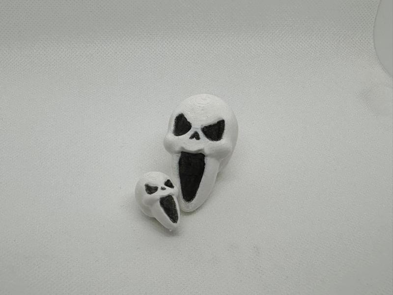 Halloween Scream Skull