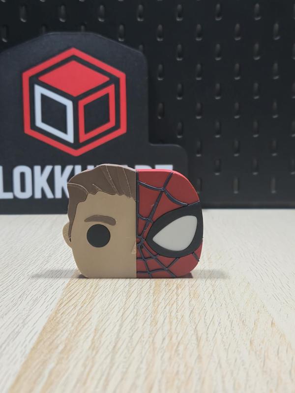 Blokkheadz Peter Parker / Spiderman - Magnet, Ornament and Regular Collectible