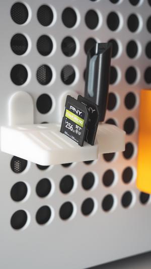 USB Keys & SD Cards Holder - Qube 500