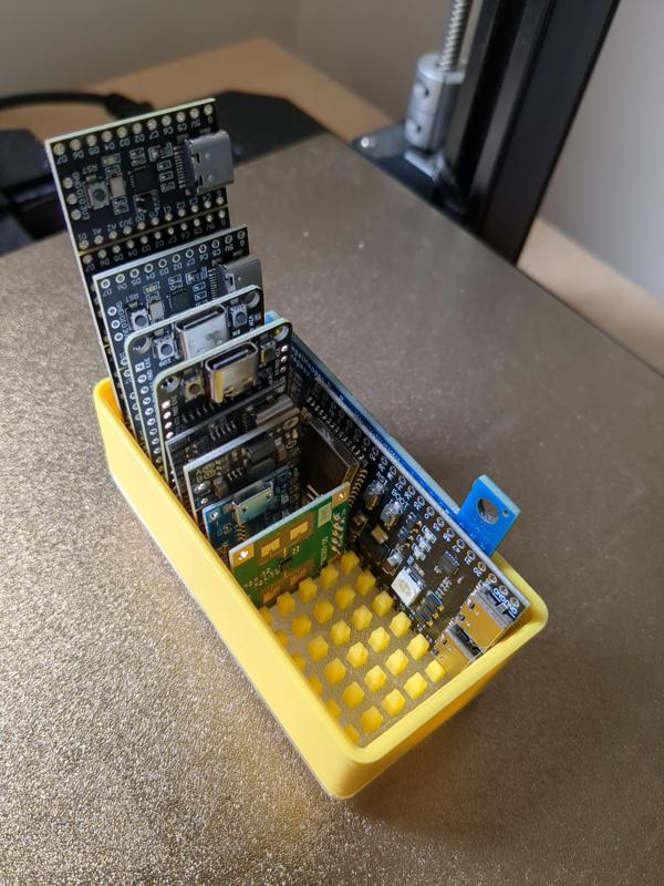Gridfinity Small PCB Holder