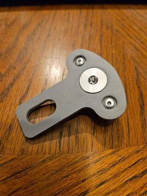 Automotive dzus fastener bracket 7/16