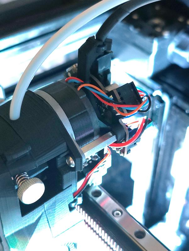 Voron 0.2 BTT EBB36 toolhead mount with strain relief