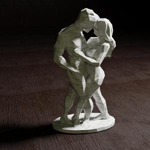 Low Poly Valentine Couple Sculpture - standing