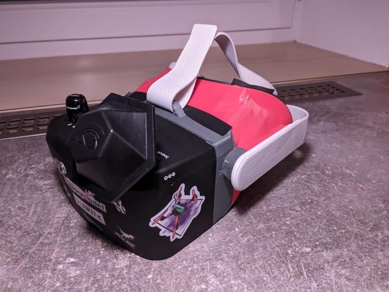 Eachine EV800D to Quest 2 facial interface adapter