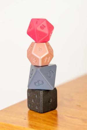 Dice feet for the be quiet! Light Base 600 and 900
