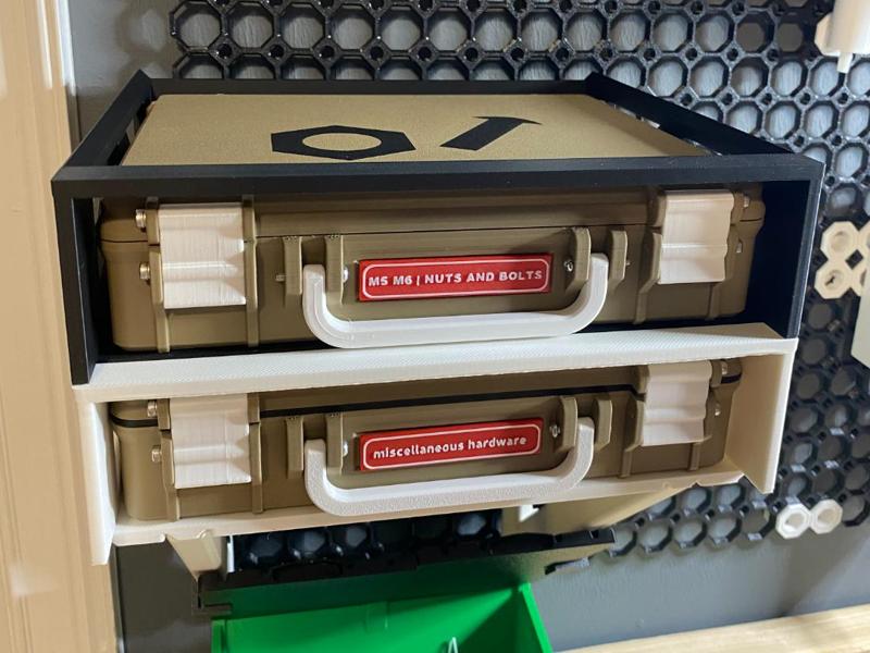 Gridfinity Rugged Case Shelf