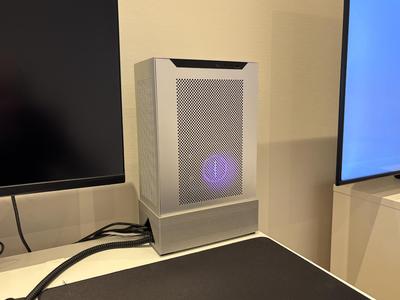 Lian Li A4 H20 Vertical stand