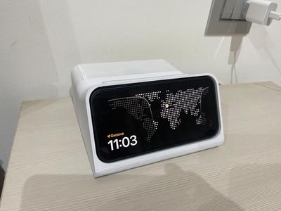 iPhone 12/13/14/15 pro max cover Standby Mode Dock
