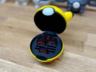 V2 Pokeball Nintendo Switch Cartridge Holder