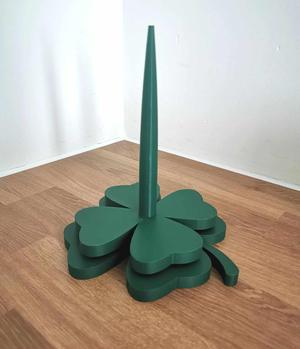 Yarn spinner clover