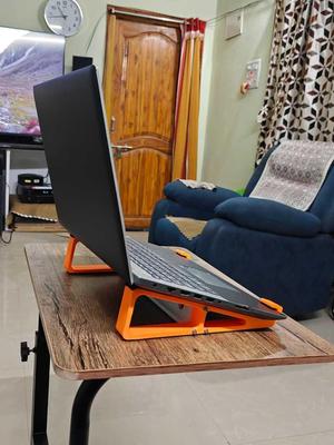 Laptop Sturdy Stand for 15.6 and 17 inch laptops