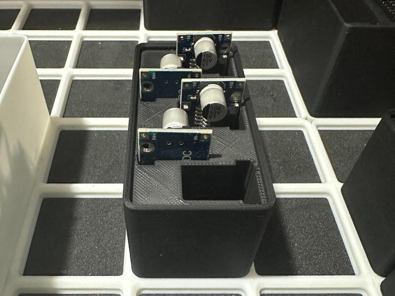 5x LM2596 DC-DC Buck Converter Gridfinity Holder