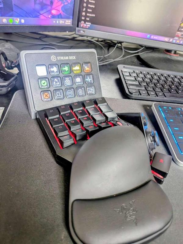 Stream Deck + Razer Tartarus Combo