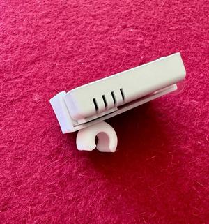 Thermometer/Hygrometer Indicator Mount; Thermometer/Hygrometer Halterung   