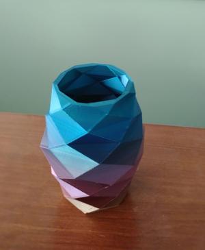 Geo-Vase 001