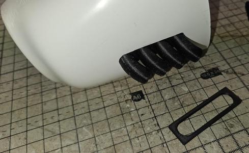 Model aeroplane exhaust vents