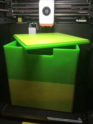 toy box lid.stl