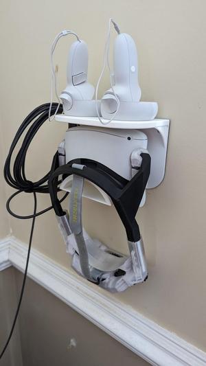 Oculus Quest Wall Mount