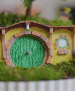Lord of the Rings - Hobbiton Bonsai Terrarium Pot