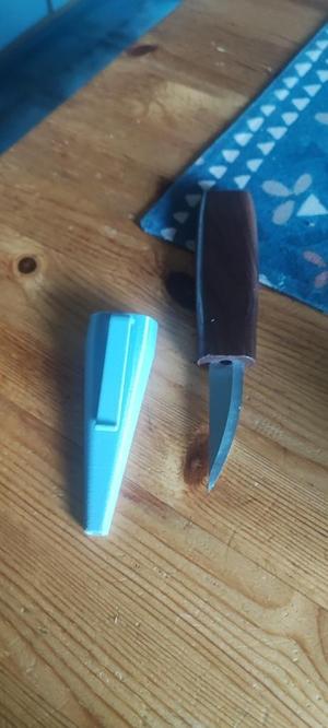 Knife sheath