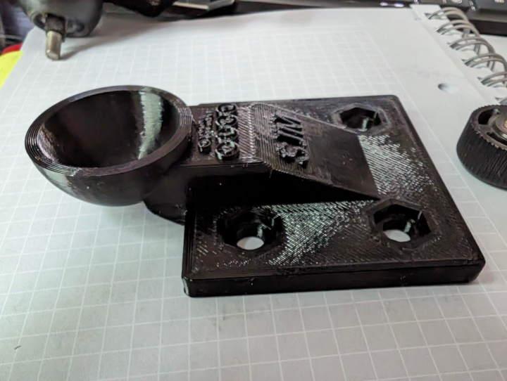 Smartphone holder replacement baseplate