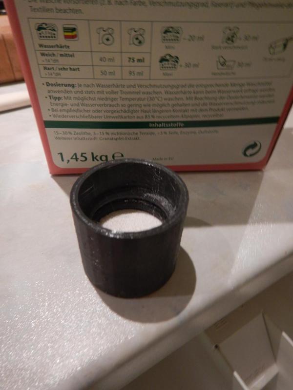 Measuring jug 20ml/30ml (with OpenSCAD Source) // Meßbecher 20ml/30ml (mit OpenSCAD Source)