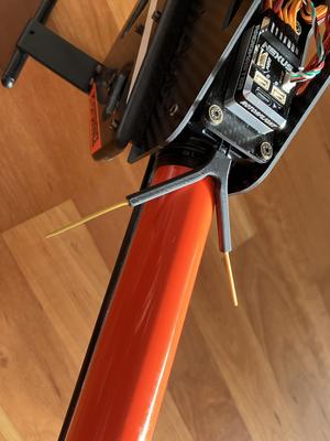 Antennenhalterung für den OMP M7