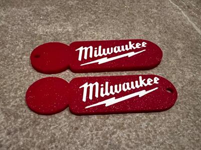 Milwaukee Keychain and Shopping Cart Chip