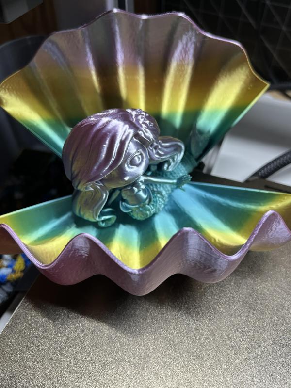 ARTICULATED MERMAID WITH SHELL