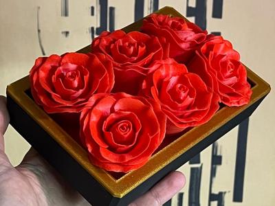 Roses Sixpack with elegant tray