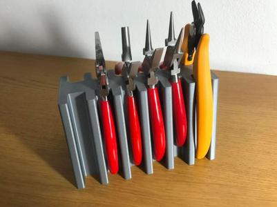 plier tool holder vase mode