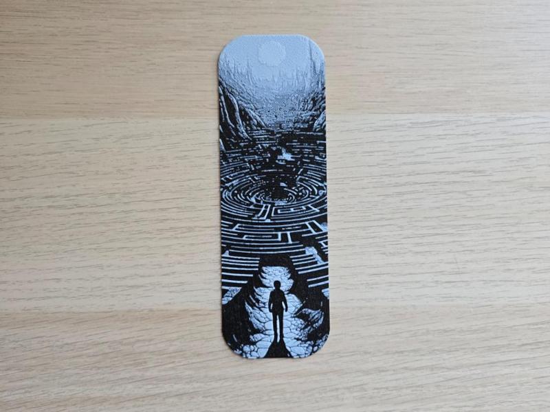 Laberynth Bookmark