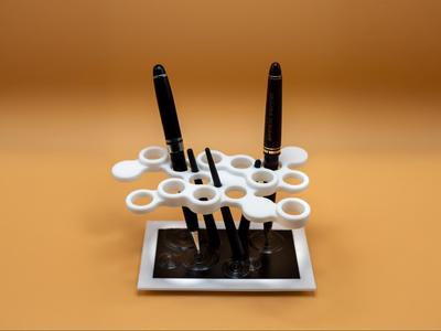 pen holder