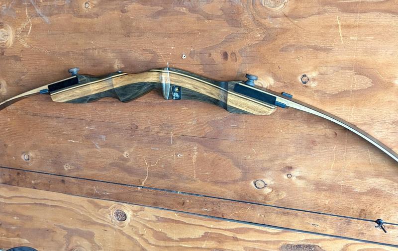 Wall Mounted Hooks for Recurve Bow