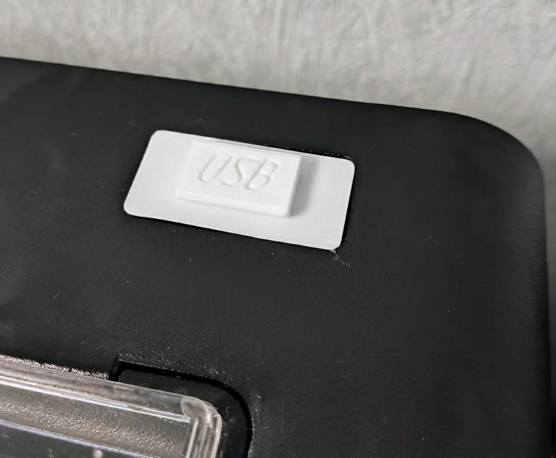 USB plug for QIDI Tech Q1 Pro