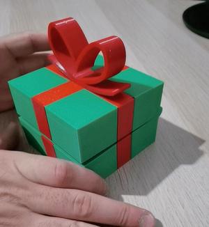 Christmas GiftBox with Hinged Lid