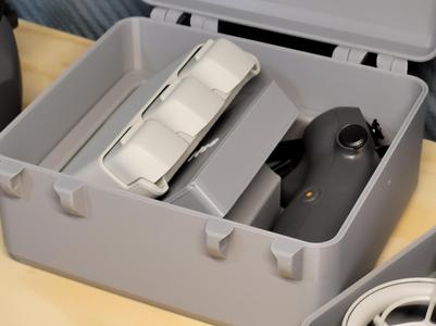 DJI Neo Motion Combo Accesories Box