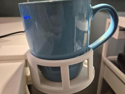 Cup holder