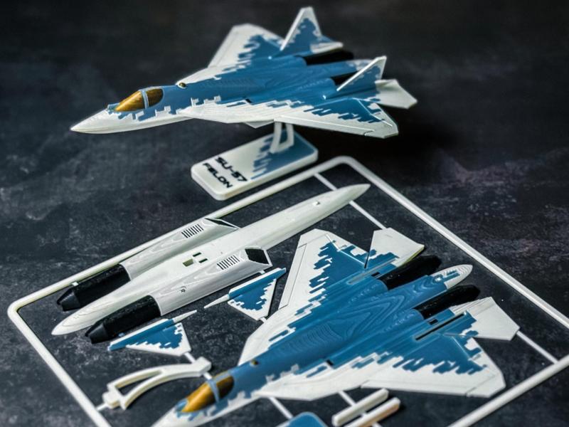Su-57 Felon Plane Kit Card