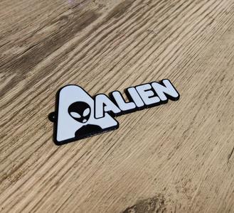 ALIEN KEYCHAIN 
