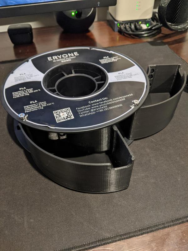 Spool Storage Bins with Magnetic Closure
