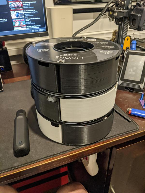 Spool Storage System with Magnetic Closure - Lite Version