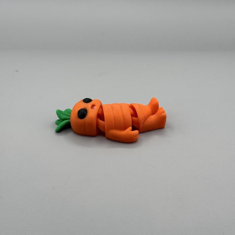 Flexy Carrot Dude + Keychain – No Supports!