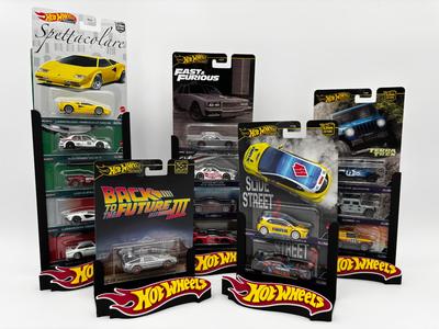 Hot Wheels Stand with Logo for Premium Hot Wheels 