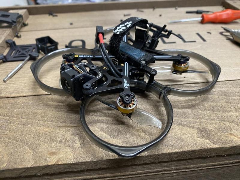 Flywoo FlyLens85 DJI O4 Conversion Camera VTX and Battery Mount