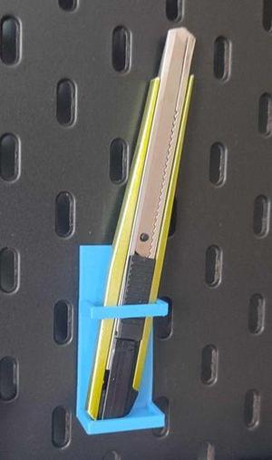 Skadis knife holder