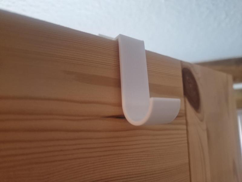 customizable "reverse" door hook