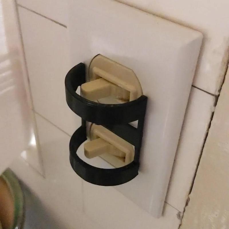 Dual light switch guard